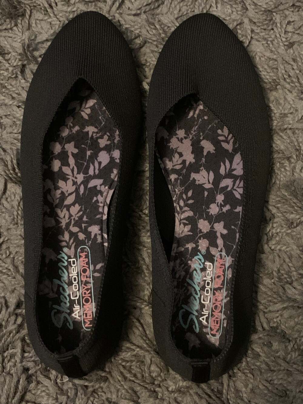Womens Black Skechers Air-Cooled Memory Foam Ballet Flats Size 8